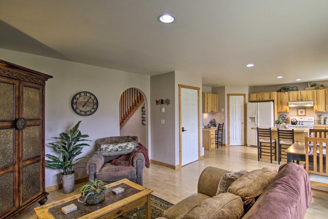 Airy Emigrant Townhome With Sweeping Mtn Views! Exterior foto