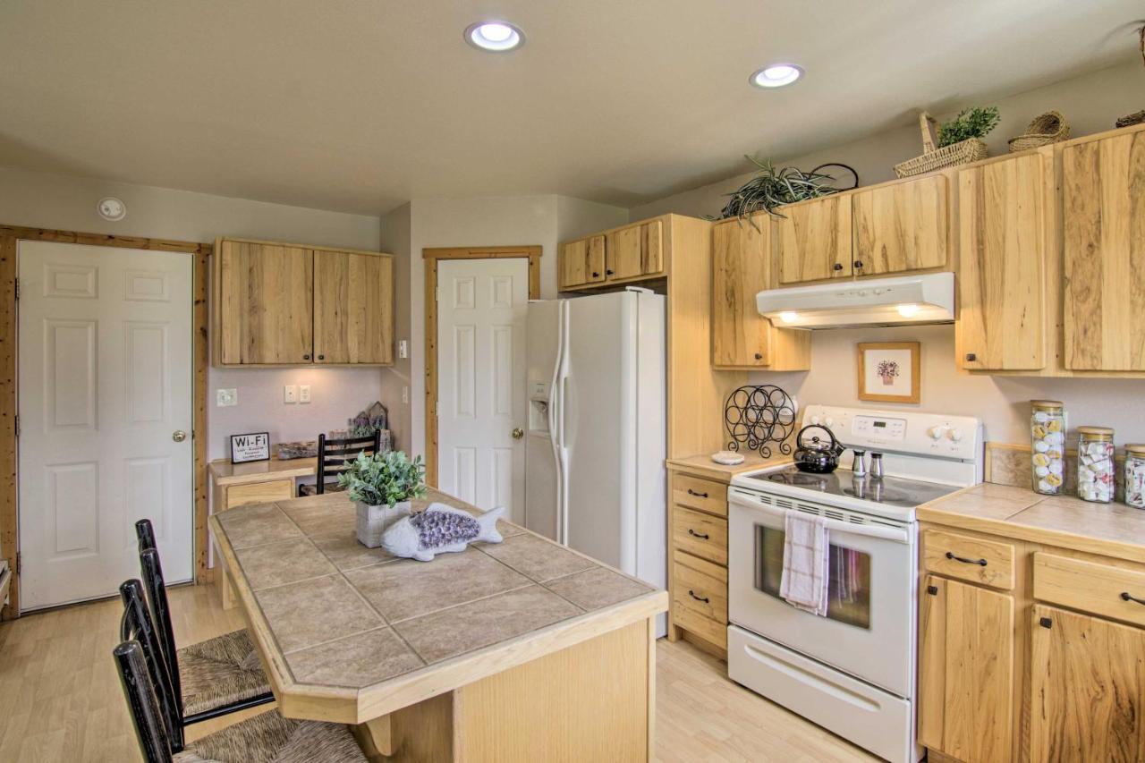 Airy Emigrant Townhome With Sweeping Mtn Views! Exterior foto