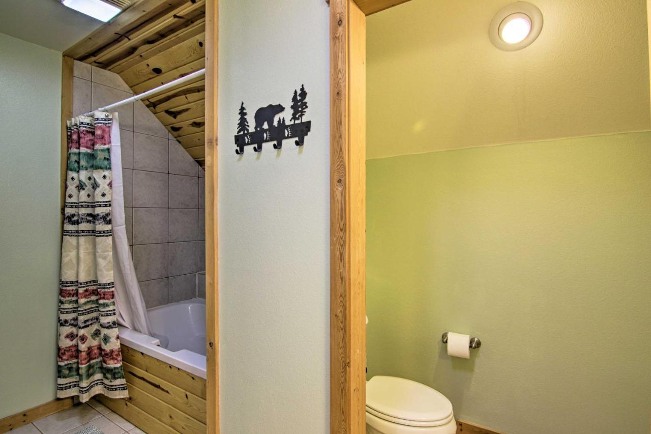 Airy Emigrant Townhome With Sweeping Mtn Views! Exterior foto